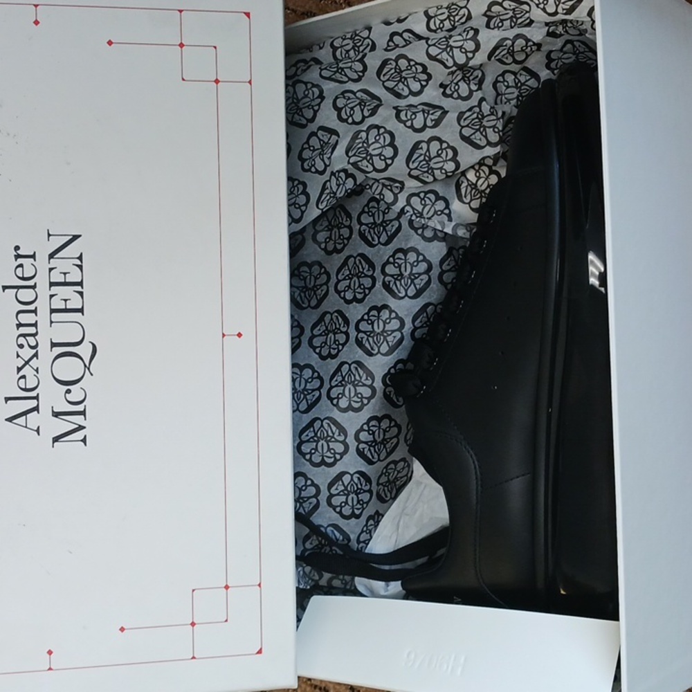 Black Alexander Mcqueen Designer Shoes size 42 Euro